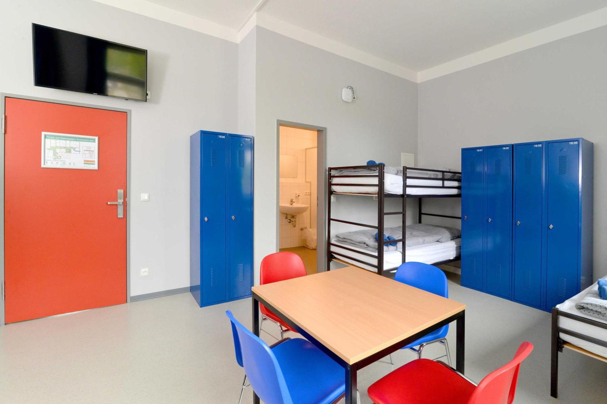 Hostel In 구벤 외부 사진